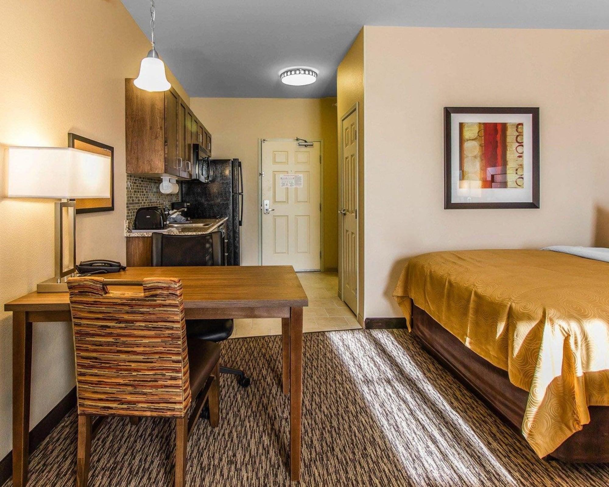 Mainstay Suites Watford City - Event Center Eksteriør bilde