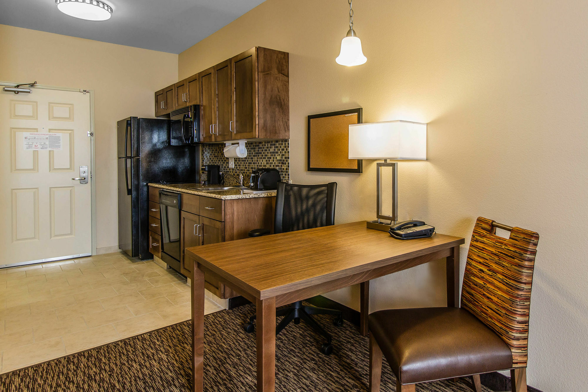 Mainstay Suites Watford City - Event Center Eksteriør bilde